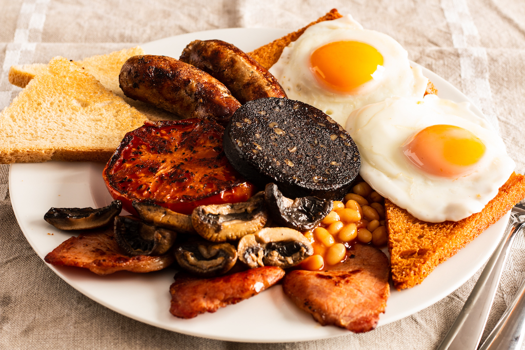 ¿Qué lleva el English Breakfast? Descubre sus Ingredientes