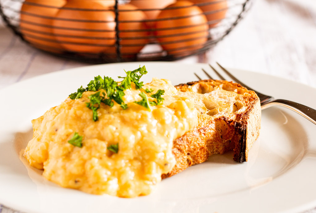 Scrambled Eggs with Toast, ChefVille Wiki